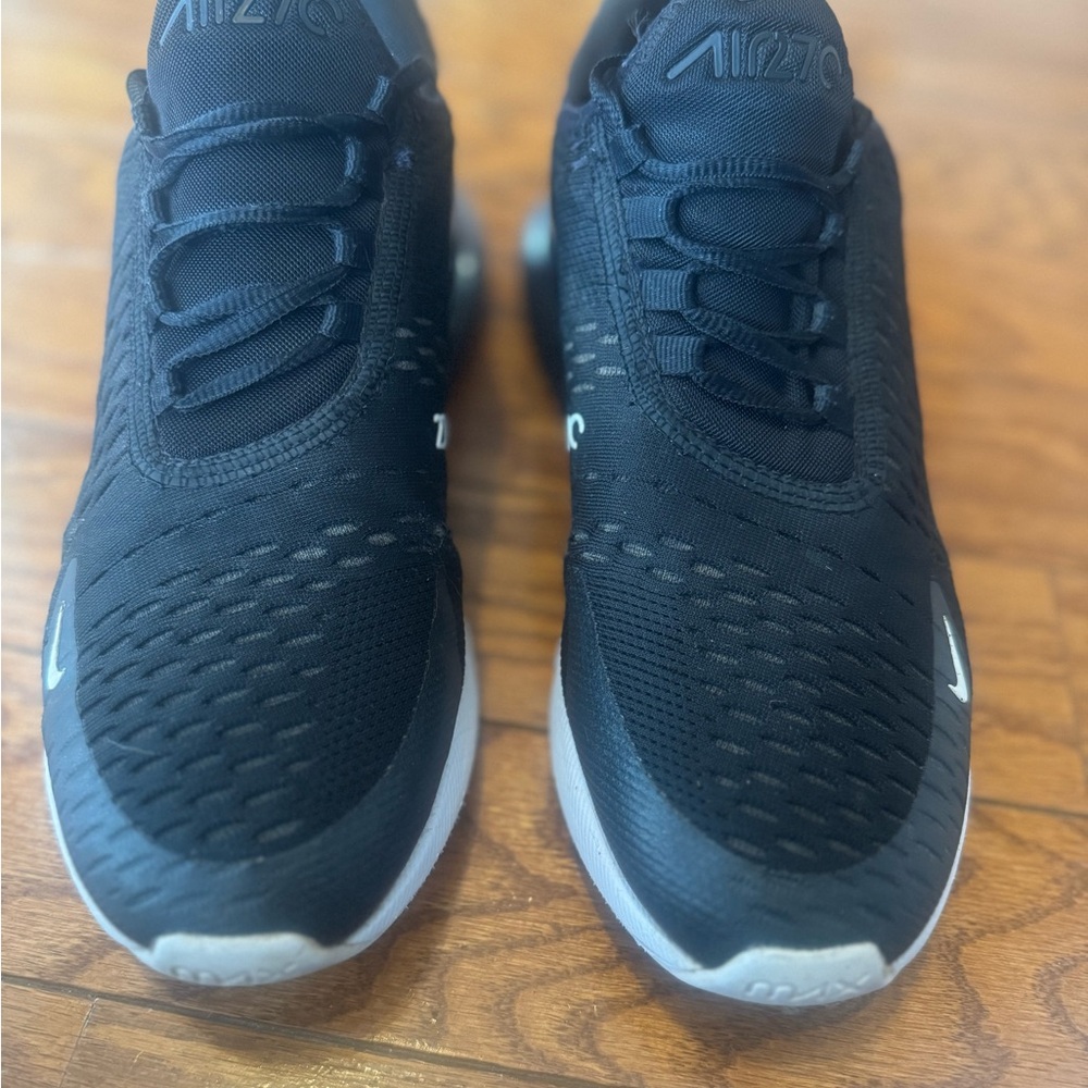 Nike Black and White Air Max 270 - Picture 5 of 11